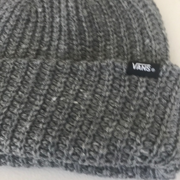 VANS MISMOEDIG PLUS🦄 Gray Soft Comfy Beanie NEW - Picture 3 of 5